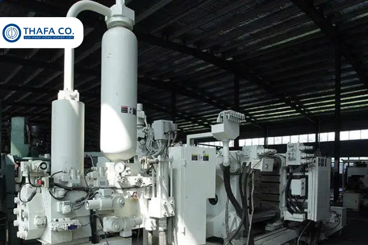 Công nghệ Đúc áp lực bằng máy 350 tấn